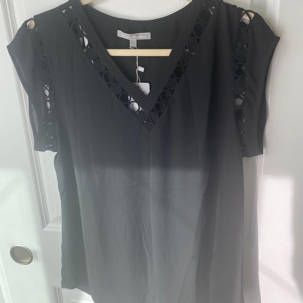 NEW! Ladies v-neck, short sleeve blouse - black with cutout design